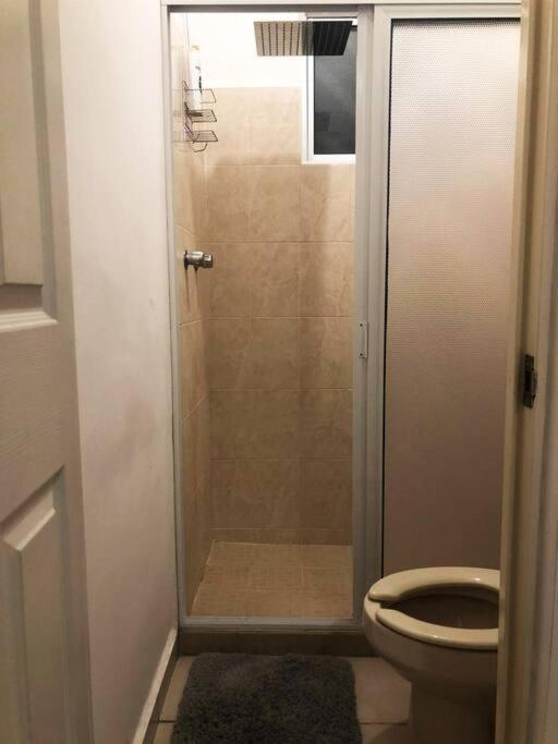 Comfortable And Private House 2 Bedrooms Wifi Parking Free Монтеррей Экстерьер фото